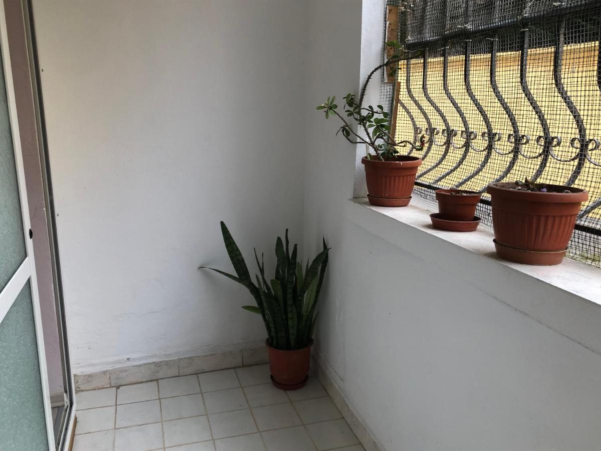 Itan'S Apartment-Lovely Guest Apartment In Center Tirana Kültér fotó